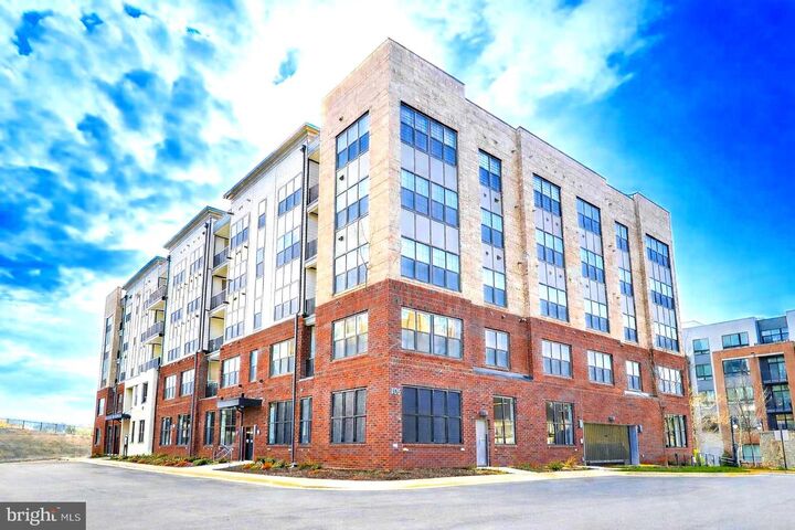 Property Photo:  106 Saint Ives Place 408  MD 20745 