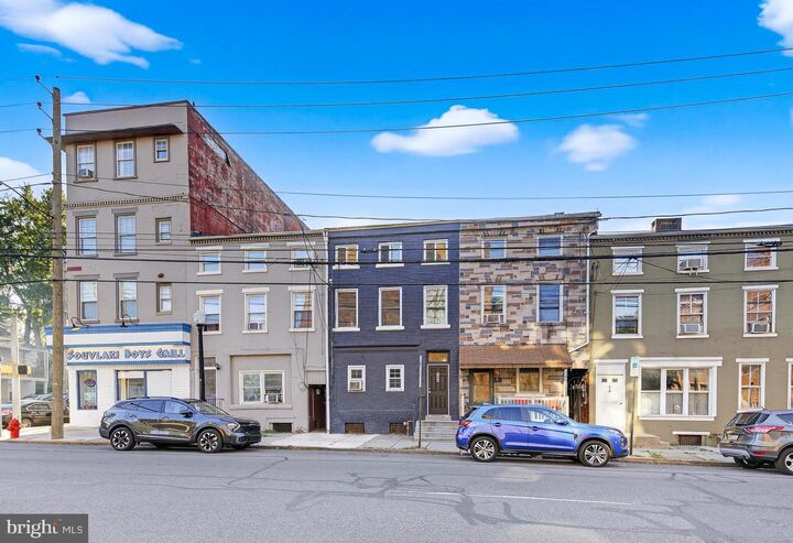 Property Photo: 506 N Queen Street PA 17603