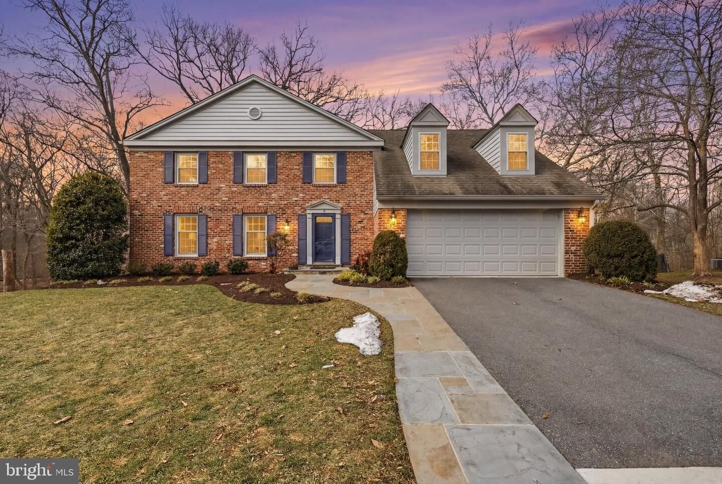 Property Photo:  7 Trail House Court  MD 20850 