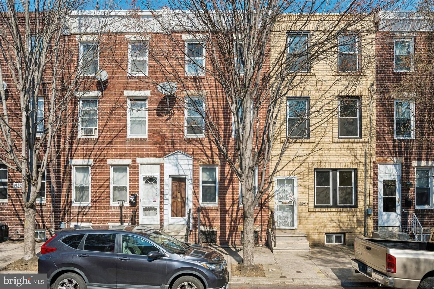 Property Photo:  1931 E Albert Street  PA 19125 