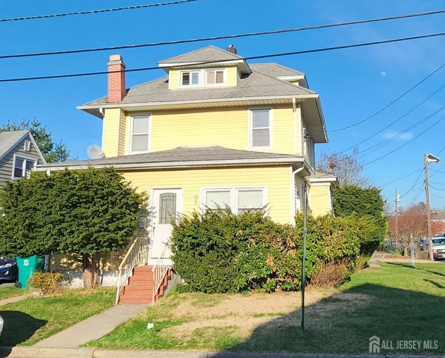 Property Photo:  23 Russell Avenue  NJ 08817 