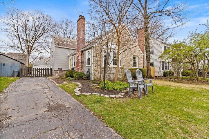 Property Photo: 243 N Stanwood Road OH 43209