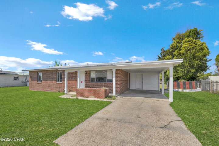 Property Photo: 5009 Kendrick Street FL 32404