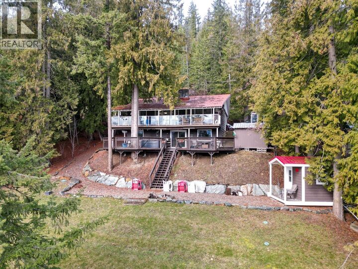 Property Photo: 7796 Columbia Drive BC V0E 1M8