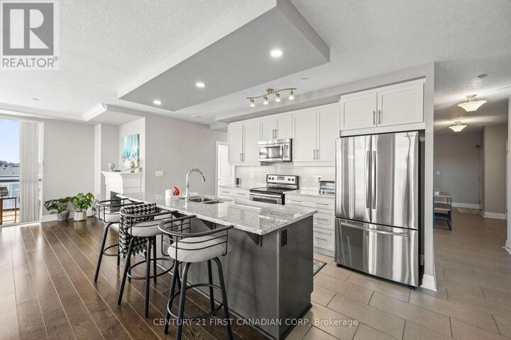 Property Photo:  240 Villagewalk Boulevard 605  ON N6G 0P6 