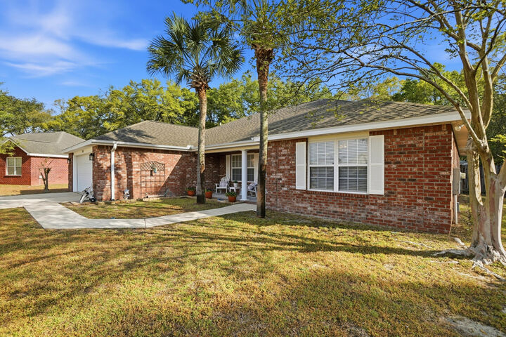 Property Photo:  2182 Hagood Loop  FL 32536 