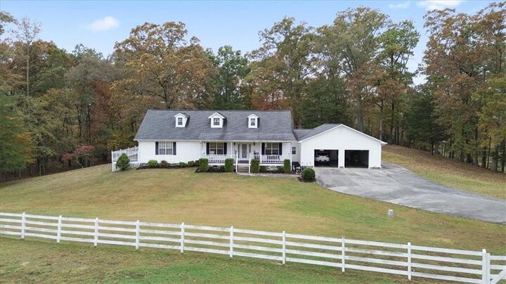 Property Photo: 871 Robinson Road GA 30705