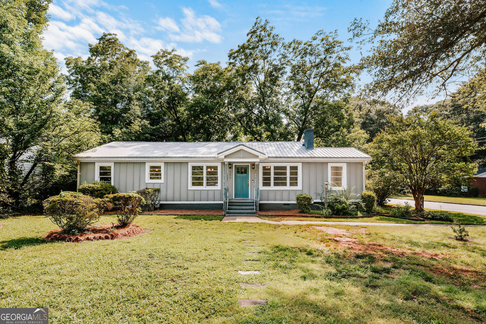 Property Photo: 406 Sunset Drive GA 30606