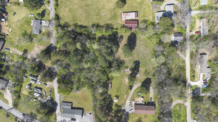 Property Photo:  129 Hannah Road NW  TN 37311 