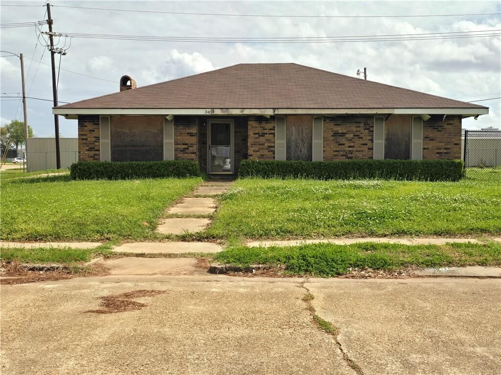 Property Photo:  3403 Coldstream Avenue  LA 71301 