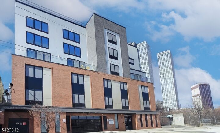 Property Photo: 211 Baldwin Ave 403 NJ 07306