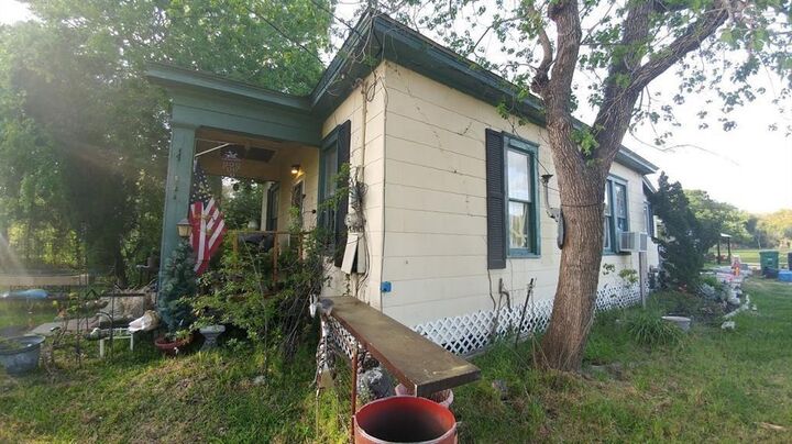 Property Photo:  8939 Wateka Drive  TX 77074 