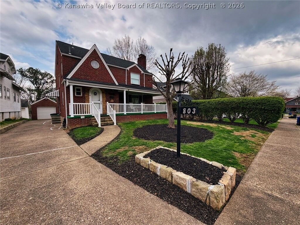 Property Photo:  803 Maple Road  WV 25302 