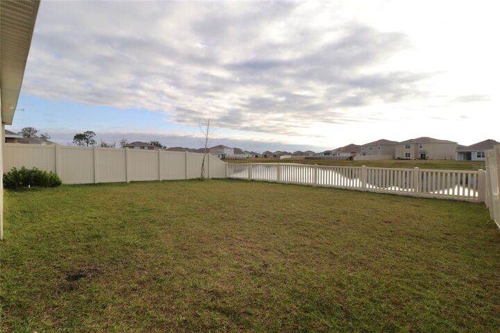 Property Photo:  8341 Ender Hills Drive  FL 33545 