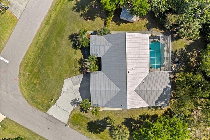 Property Photo: 935 Baer Avenue NW FL 33948