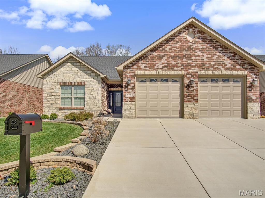 Property Photo: 2049 Ravenel IL 62226