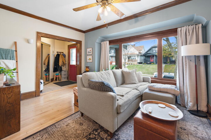 Property Photo:  307 E Rosedale Ave A  WI 53207 