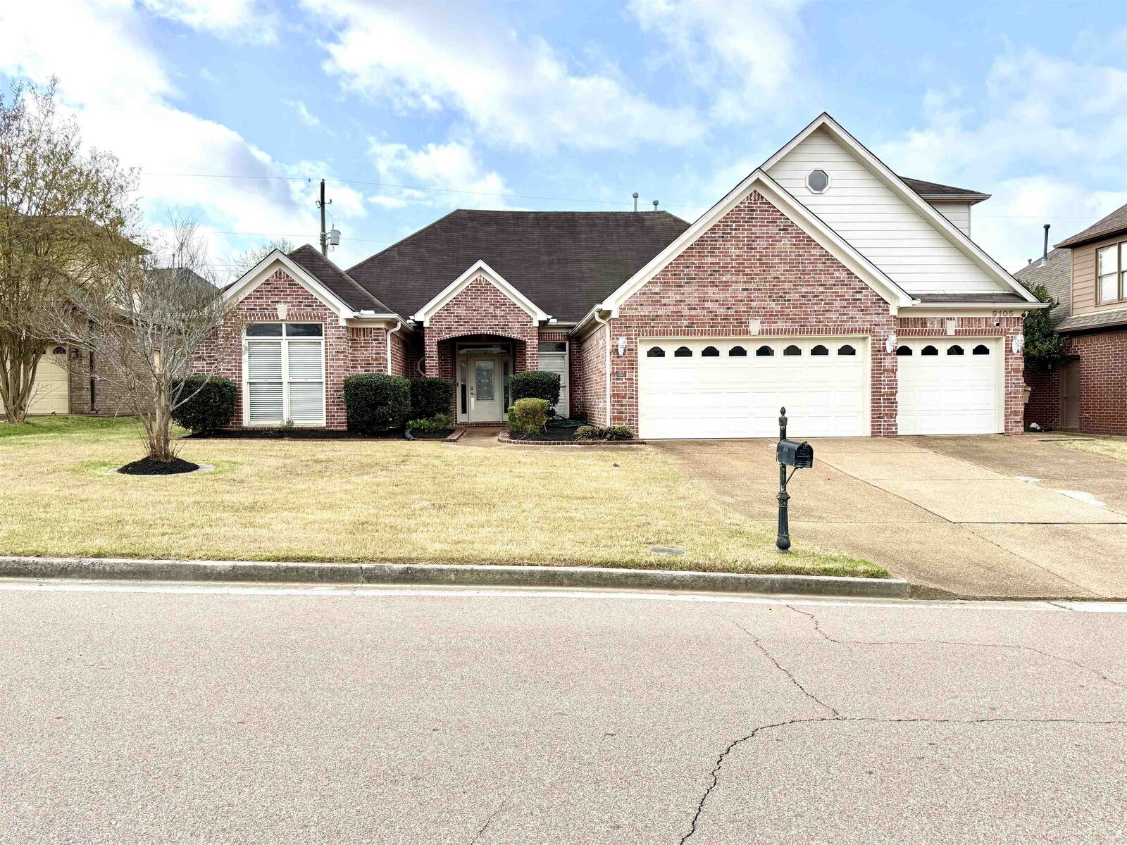 Property Photo:  9105 E Suttersmill Cv E  TN 38016 