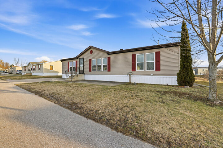 Property Photo:  8592 Gleaner Court  MI 49464 