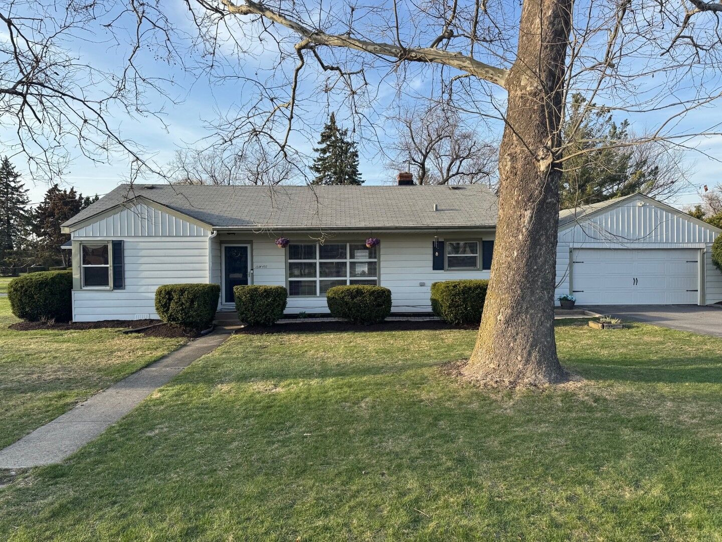 Property Photo:  15W492 Concord Street  IL 60126 