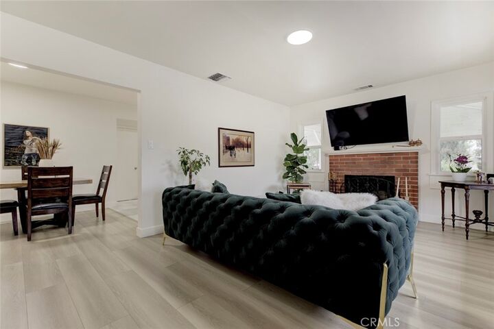 Property Photo: 11350 Orcas CA 91342