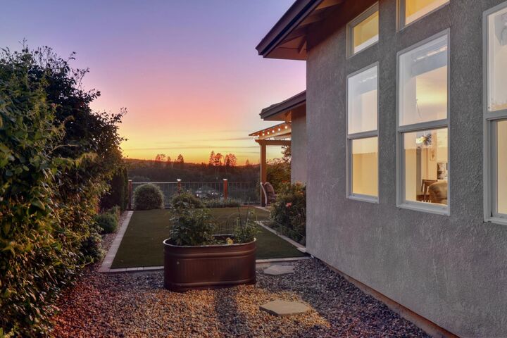 Property Photo:  2126 Thomas Drive  CA 95642 