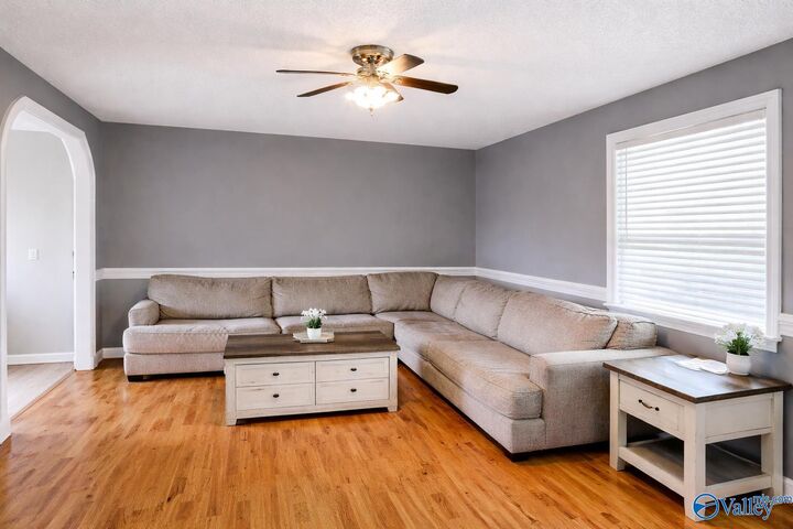 Property Photo:  2070 County Road 15  AL 35957 