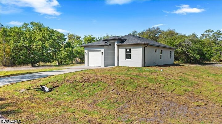 Property Photo:  1805 Truman Avenue  FL 33972 