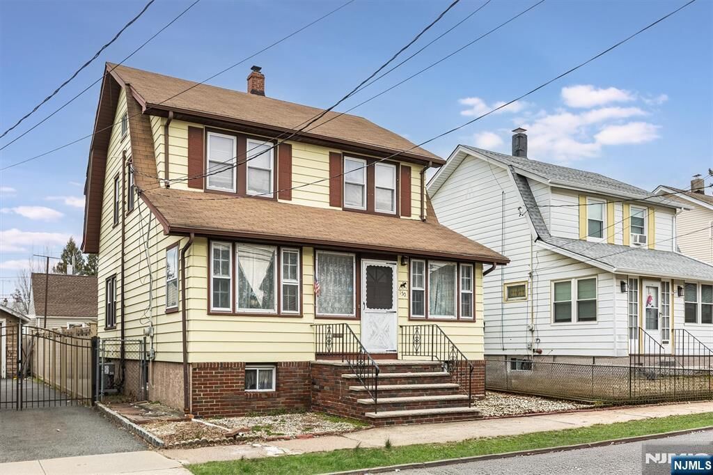 Property Photo:  150 Boyle Avenue  NJ 07512 