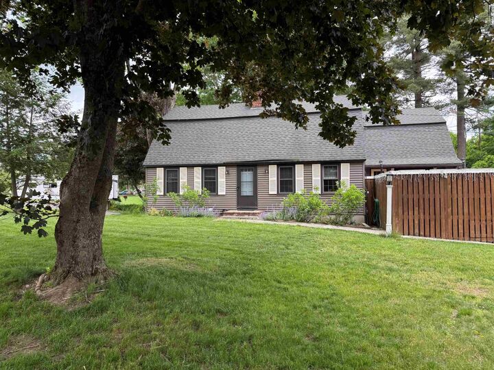 Property Photo: 10 Martha Drive NH 03038