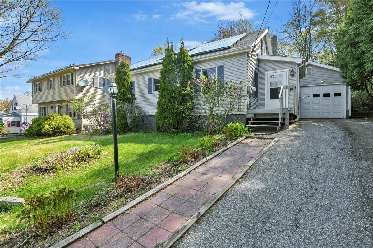 Property Photo:  138 Foster Street  VT 05401 
