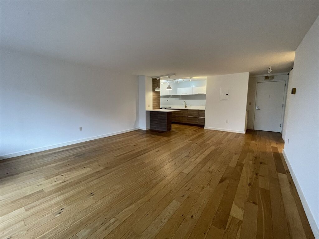 Property Photo:  50 Longwood Ave 319  MA 02446 