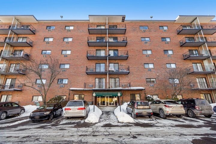 Property Photo:  1321 Worcester Rd 610  MA 01701 