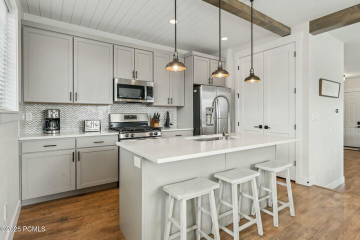 Property Photo: 1021 W Wasatch Spring Road UT 84036