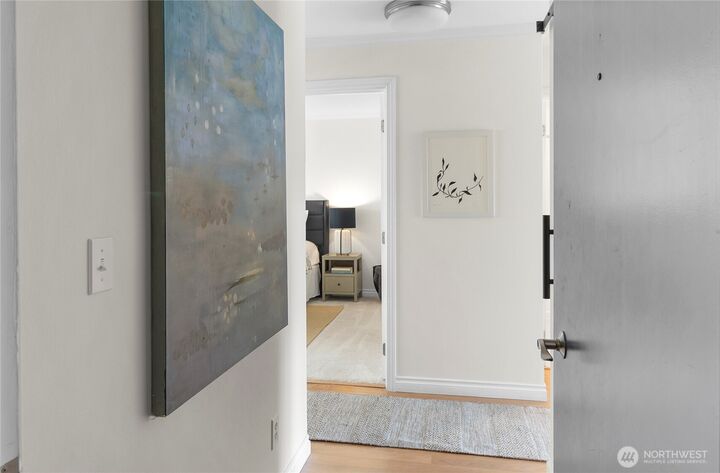 Property Photo:  2501  Canterbury Lane E 221  WA 98112 