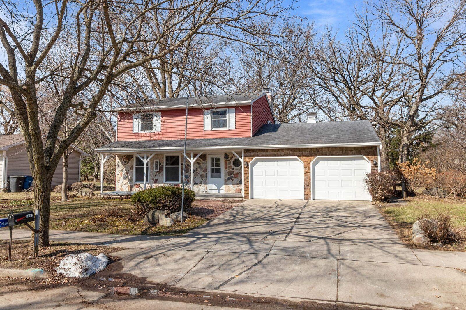 Property Photo:  1645 Crestview Drive  WI 54904 