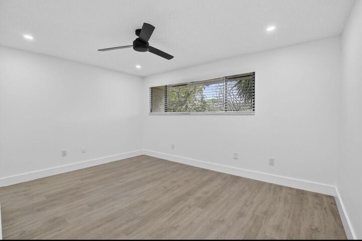 Property Photo: 373 SW 94th Terrace FL 33324