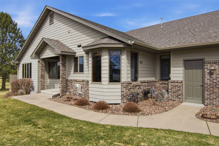 Property Photo:  2528 E Princeton Avenue  WI 54703 