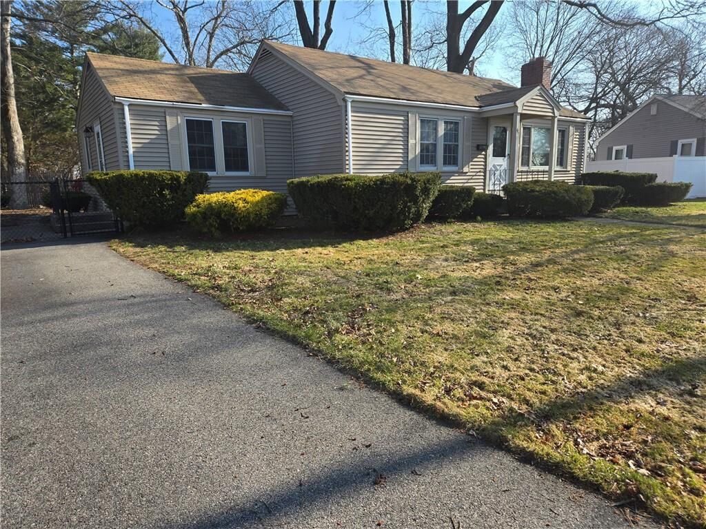Property Photo:  46 Galant Drive  RI 02886 