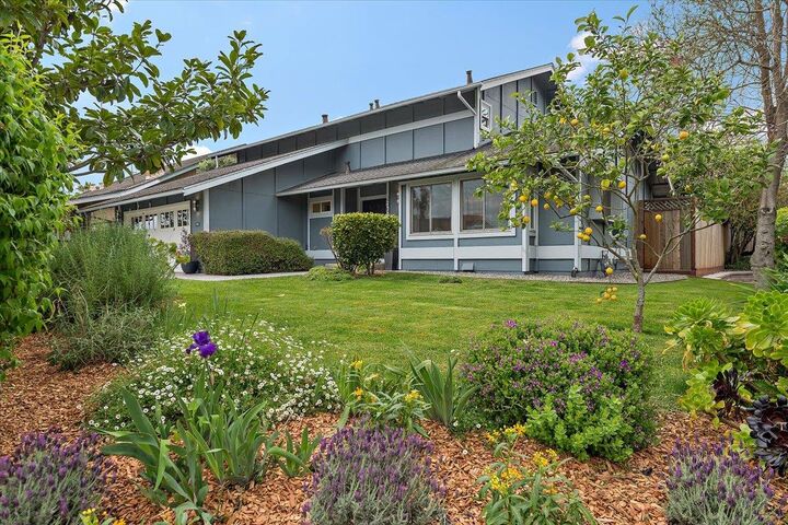 Property Photo:  2060 Avignon Place  CA 94019 