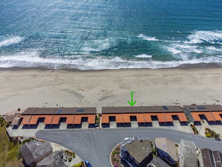 Property Photo:  753 The Shoreline  CA 95076 