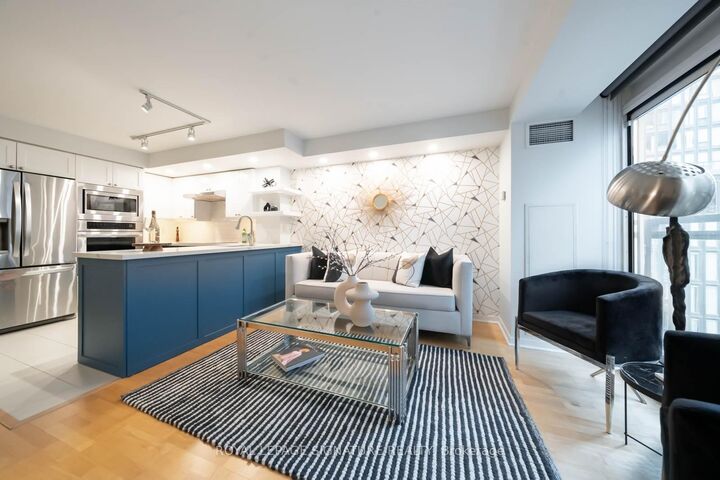 Property Photo:  75 Dalhousie Street 1105  ON M5B 2R9 