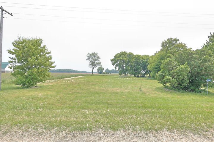 2095 Mount Carmel Drive — photo 1