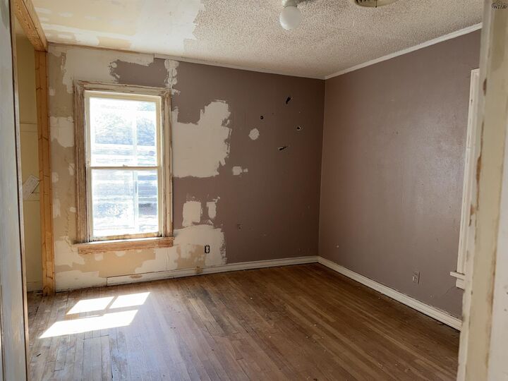 Property Photo: 1713 Dayton Avenue TX 76301