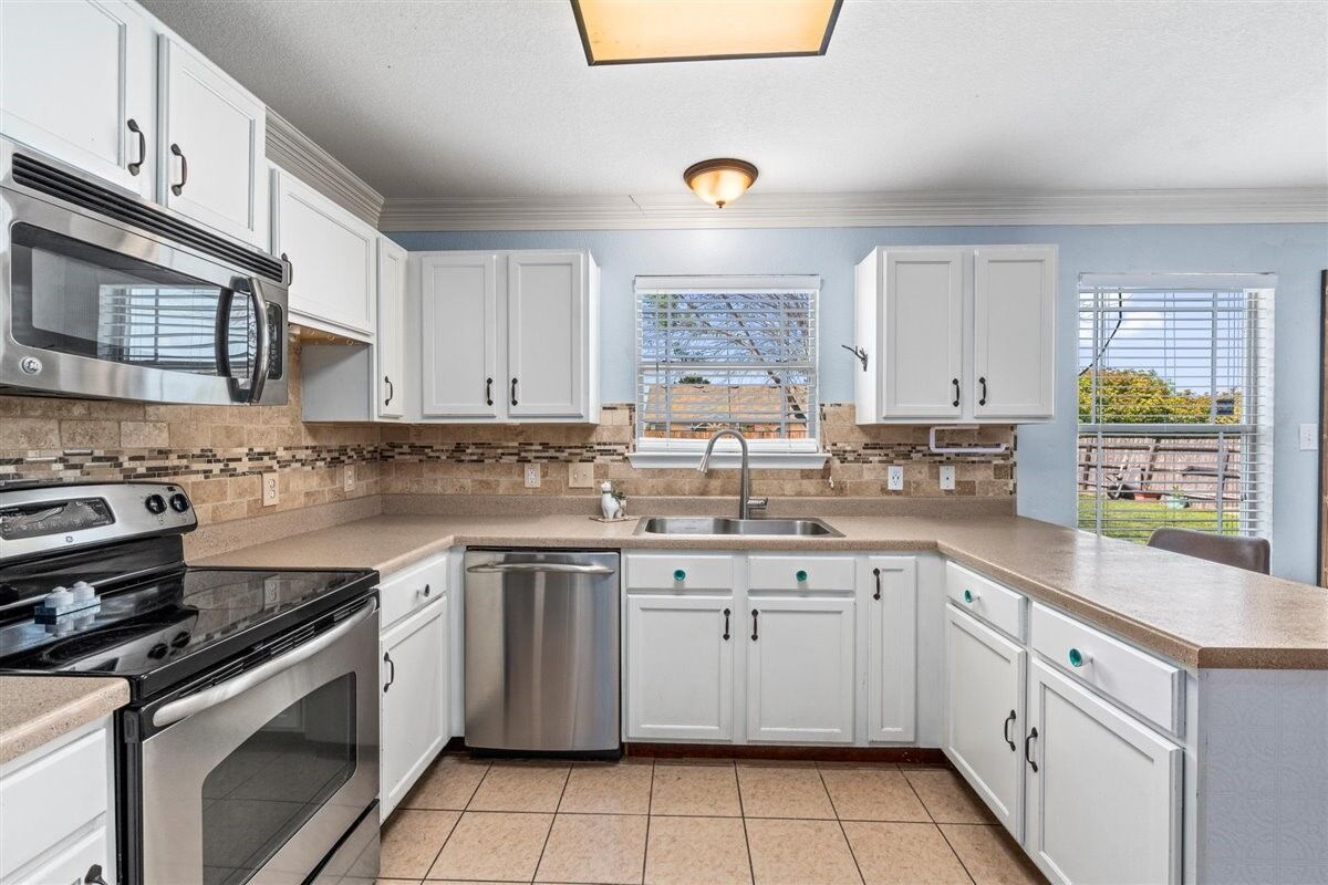 Property Photo: 220 Wegstrom Street Street TX 78634