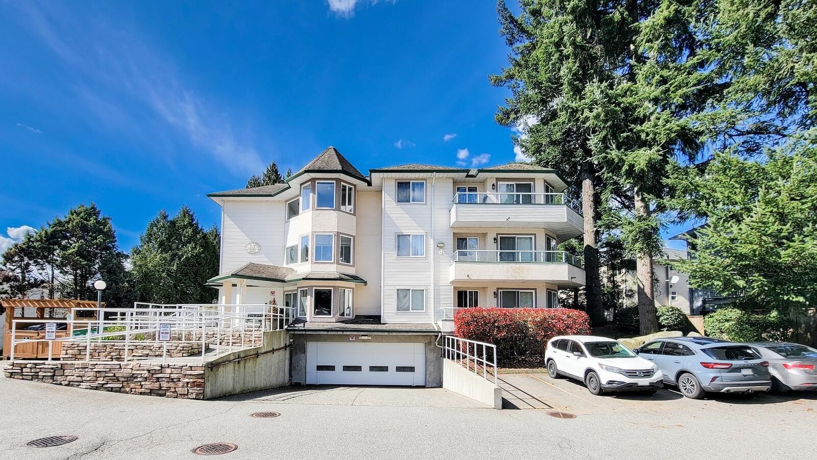 Property Photo: 3063 Immel Street 112 BC V2S 4L3