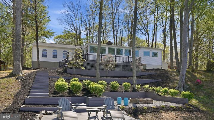 Property Photo: 5 Jason Circle VA 22546
