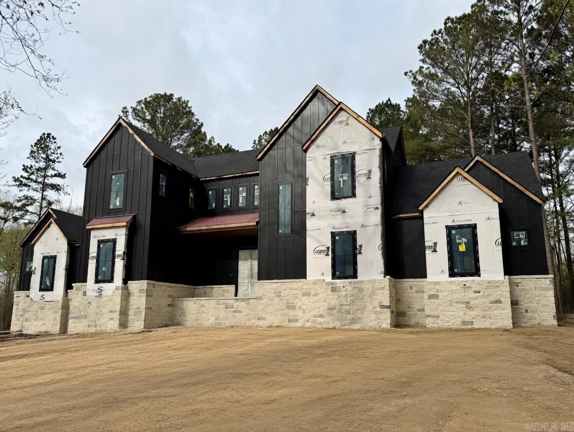 Property Photo:  7025 Hannah Ln  AR 72019 