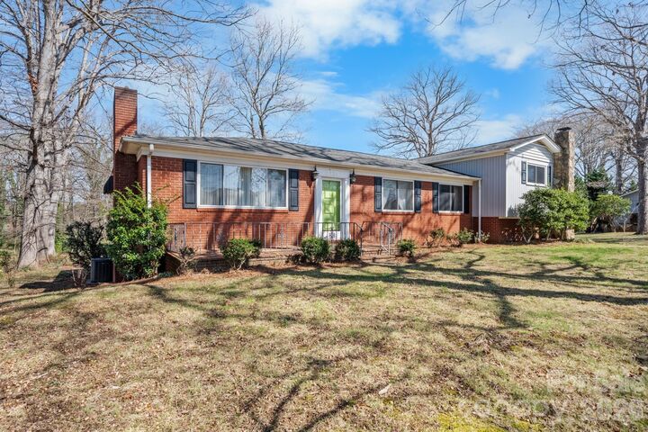 Property Photo:  3335 25th Avenue NE  NC 28601 