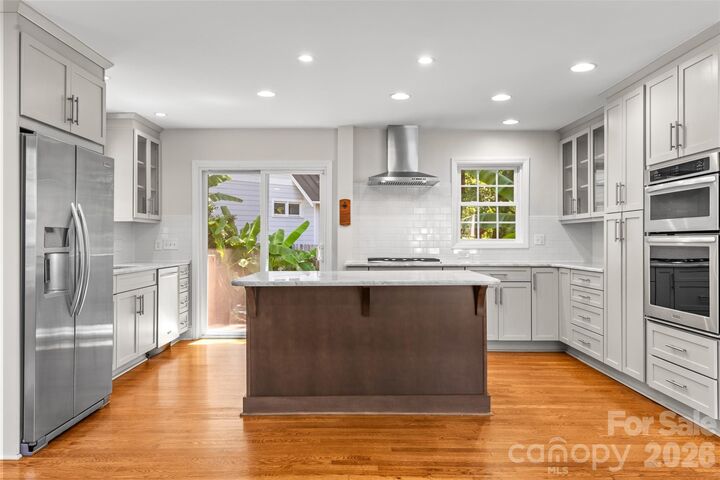 Property Photo:  2800 Georgia Avenue  NC 28205 